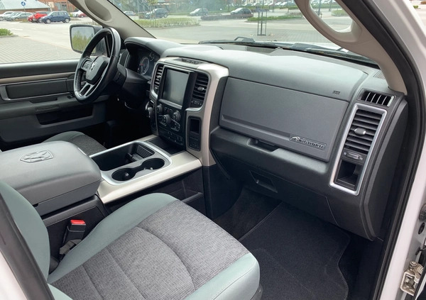 Dodge RAM cena 123000 przebieg: 267432, rok produkcji 2015 z Rydzyna małe 529